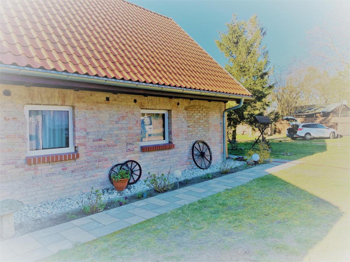 Ferienwohnung Sonne Stubbenfelde Esterno foto